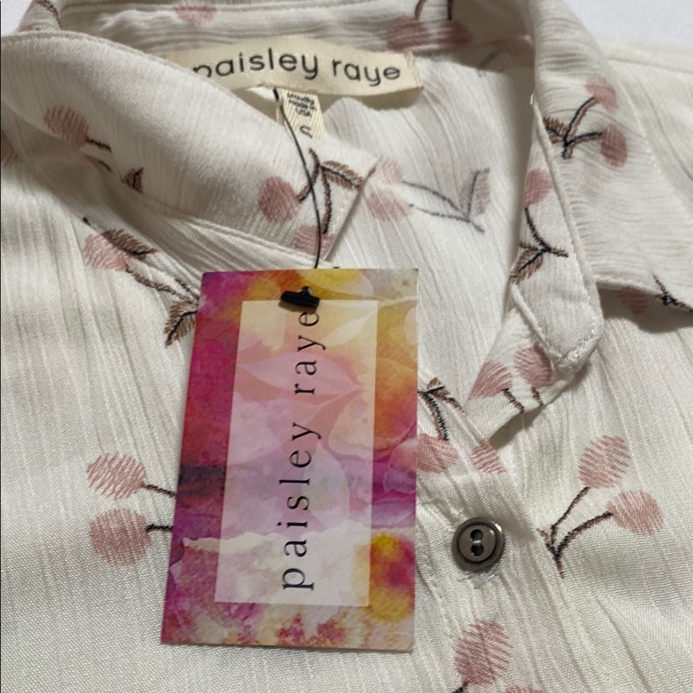 Paisley Raye White Cherry Print Button Down Shirt Size S NWT - Picture 5 of 6